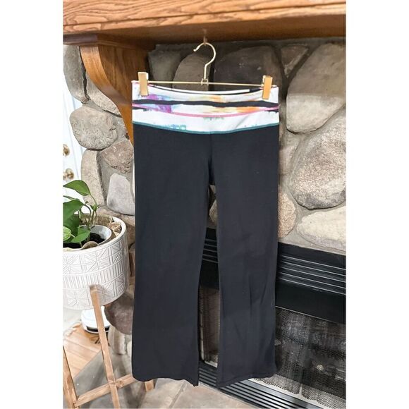 Lululemon flared leggings - Picture 7 of 7